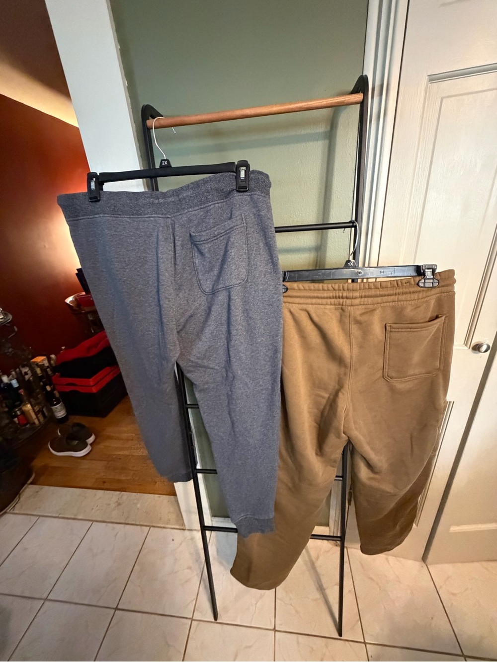 Wrangler Khaki Brown and Old Navy Grey sweatPants lot - Picture 4 of 4